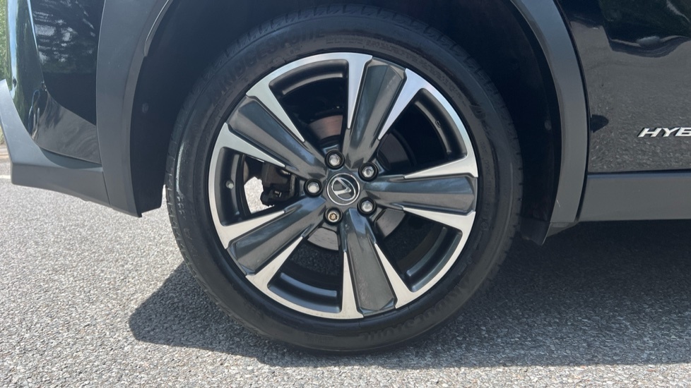 Lexus UX 250H E4 2.0 F-sport Cvt Premium Plussunroof Silver #24
