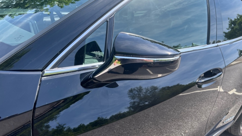 Lexus UX 250H E4 2.0 F-sport Cvt Premium Plussunroof Silver #30