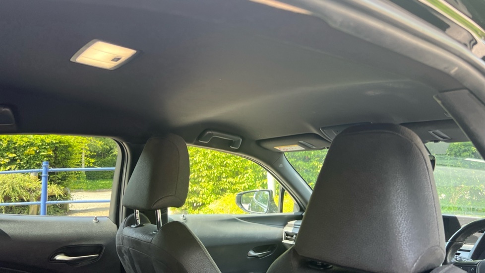 Lexus UX 250H E4 2.0 F-sport Cvt Premium Plussunroof Silver #20