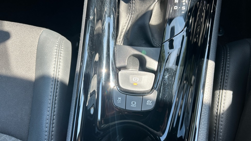 Toyota C-Hr 1.8 Hybrid Gr Sport #38