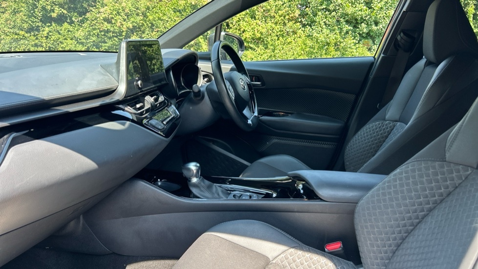 Toyota C-Hr 2.0 Vvt-h Gpf Design Suv Hybrid Cvt Eur Black #5