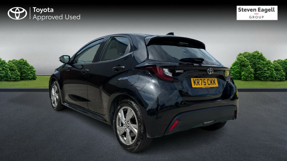 Toyota Yaris 1.5 Vvt-h Icon E-cvt Euro 6 Ss Black #4