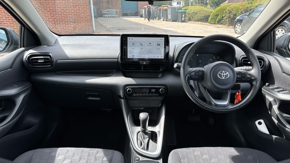 Toyota Yaris 1.5 Vvt-h Icon E-cvt Euro 6 Ss Black #6
