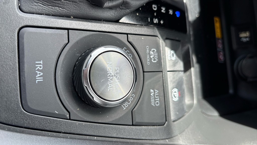 Toyota Rav 4 2.5 Phev Gr Sport Cvt Estate Black #31