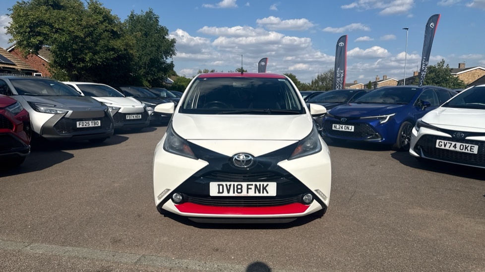 Toyota Aygo 1.0 Vvt-i X-play Euro 6 Red #22