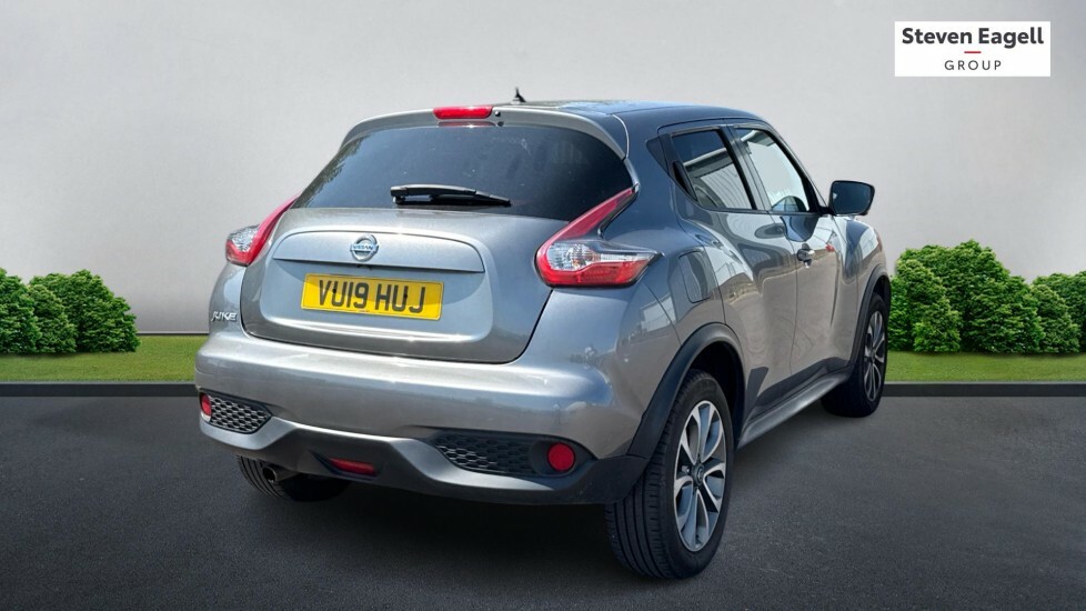 Nissan Juke 1.6 Tekna Xtron Euro 6 VU19HUJ Silver #2