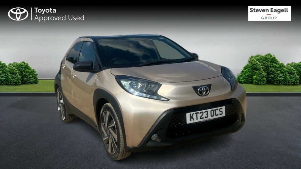 Toyota Aygo X 1.0 Vvt-i Edge Hatchback X-shift Euro 6 Beige