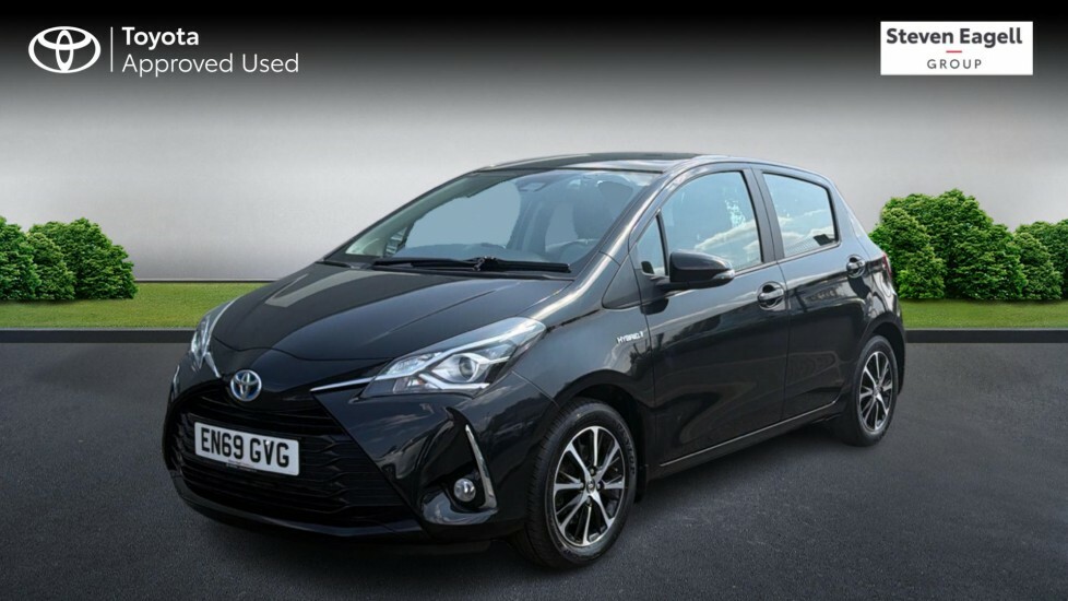 Toyota Yaris 1.5 Vvt-h Icon Tech Hatchback Hybrid E- EN69GVG Black #3