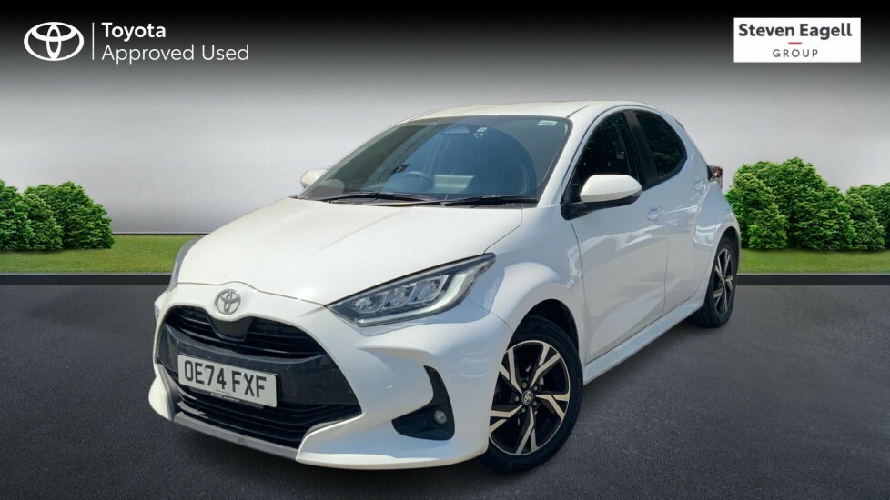Toyota Yaris 1.5 Vvt-h Design E-cvt Euro 6 Ss OE74FXF White #3