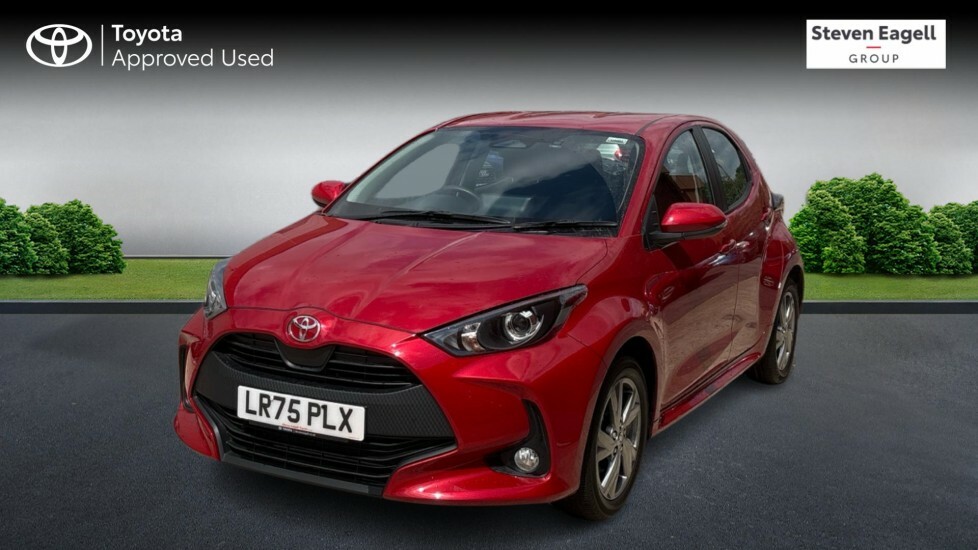Toyota Yaris 1.5 Vvt-h Icon E-cvt Euro 6 Ss LR75PLX Red #3