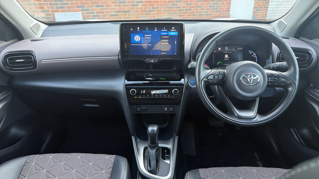 Toyota Yaris Cross 1.5 Vvt-h Excel Suv Hybrid E-cvt Euro 6 White #6