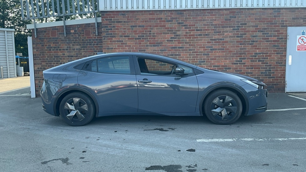 Toyota Prius 2.0 13.6Kwh Design Cvt Euro 6 Ss Silver #23