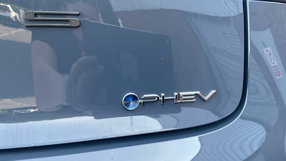Toyota Prius 2.0 13.6Kwh Design Cvt Euro 6 Ss Silver #46