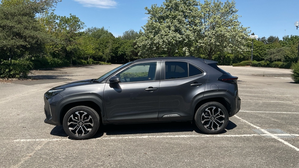 Toyota Yaris Cross Gr Sport #24