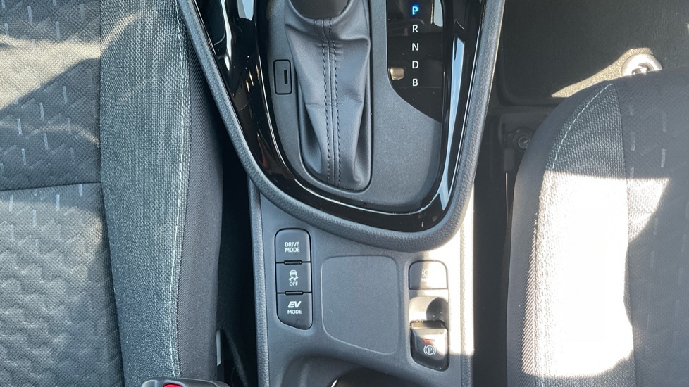 Toyota Yaris Cross Gr Sport #40