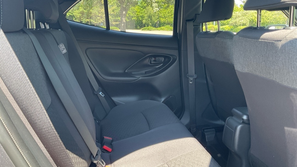 Toyota Yaris Cross Gr Sport #8