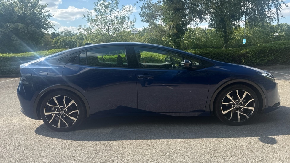 Toyota Prius 2.0 13.6Kwh Design Cvt Euro 6 Ss Silver #23