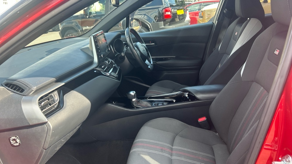 Toyota C-Hr 2.0 Vvt-h Gr Sport Cvt Euro 6 Ss Red #5