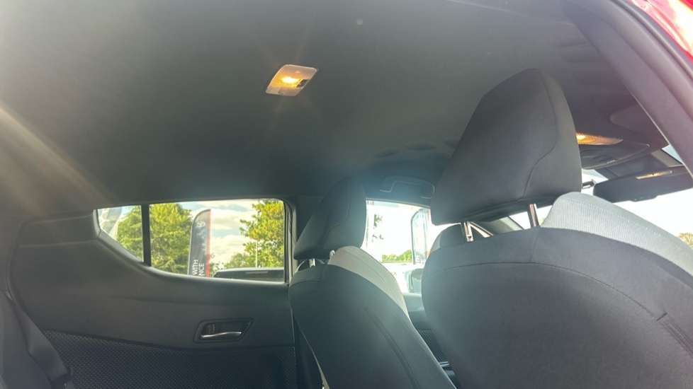 Toyota C-Hr 1.8 Vvt-h Design Cvt Euro 6 Ss Silver #19
