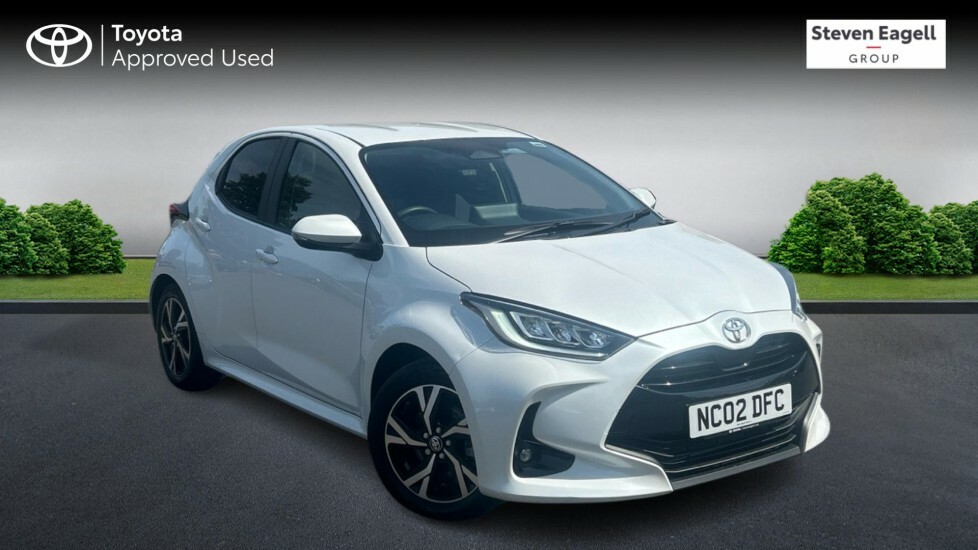 Toyota Yaris 1.5 Vvt-h Design E-cvt Euro 6 Ss White