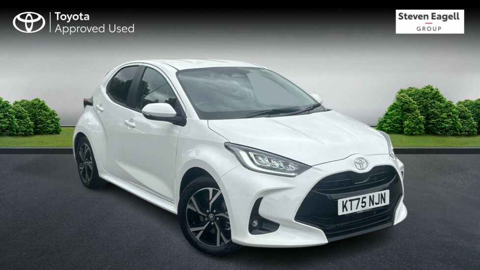 Toyota Yaris 1.5 Vvt-h Design E-cvt Euro 6 Ss White