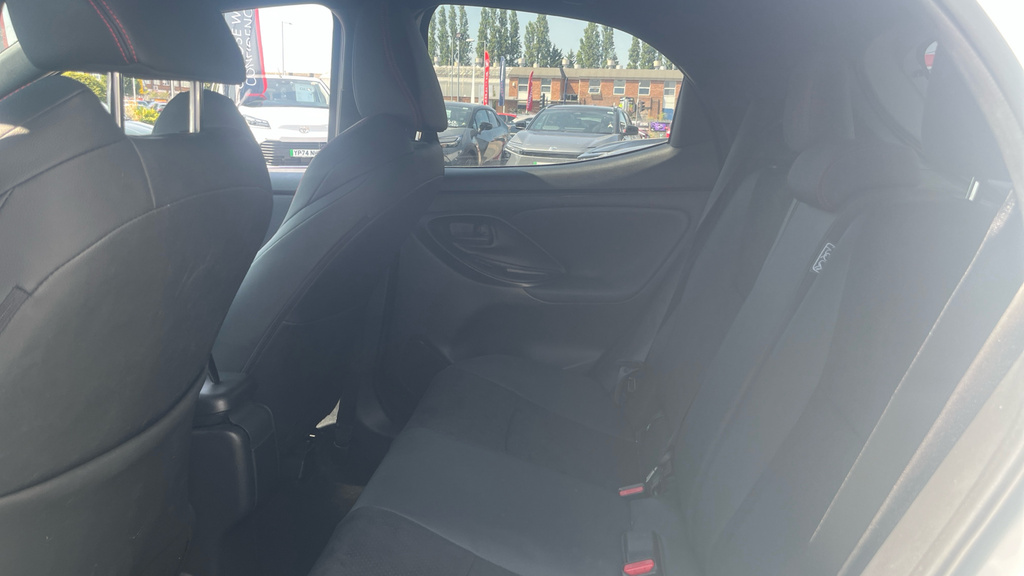 Toyota Yaris 1.5 Vvt-h Gr Sport E-cvt Euro 6 Ss #15