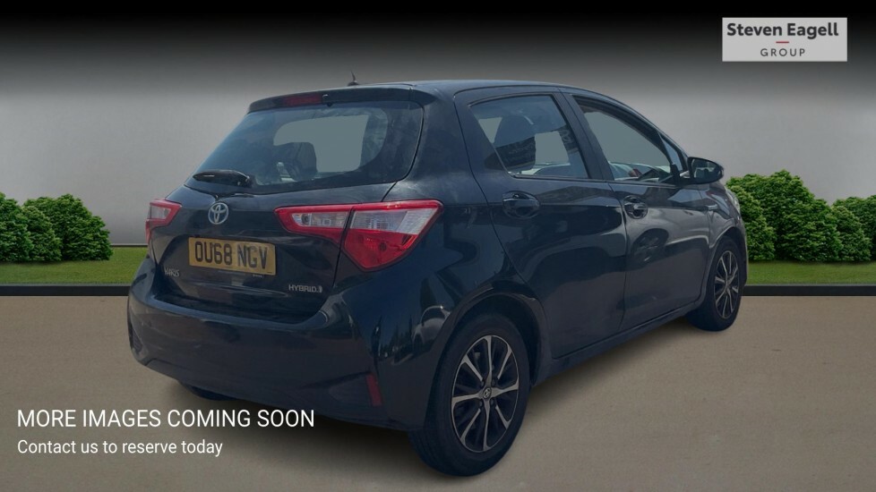 Toyota Yaris 1.5 Vvt-h Icon Tech E-cvt Euro 6 Ss Black #4