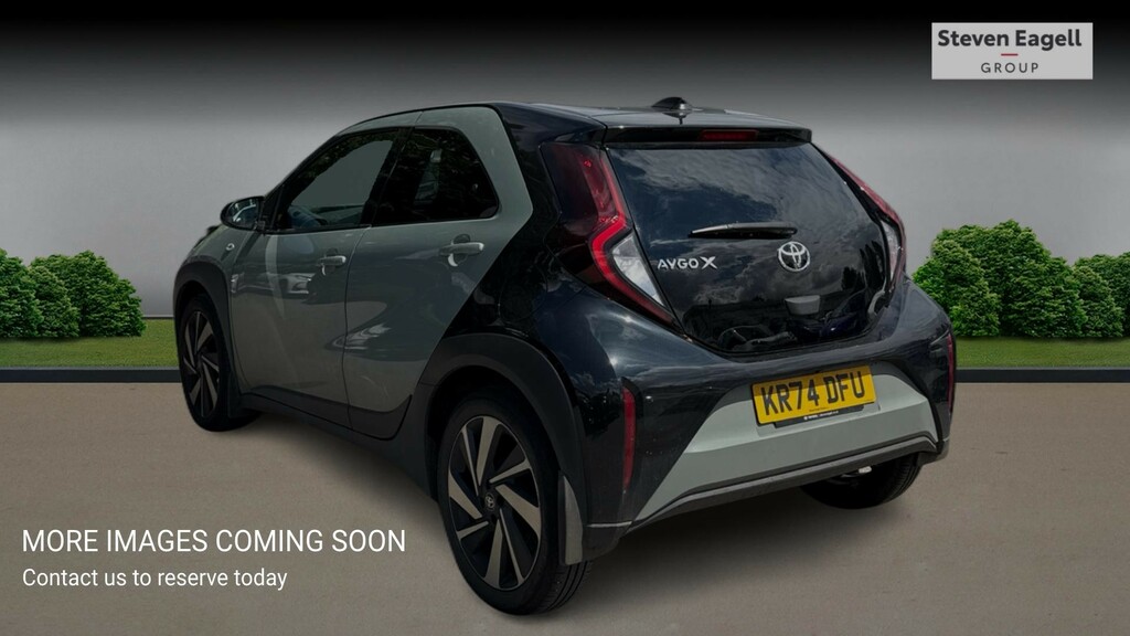 Toyota Aygo X 1.0 Vvt-i Edge Hatchback X-shift Euro 6 Green #2