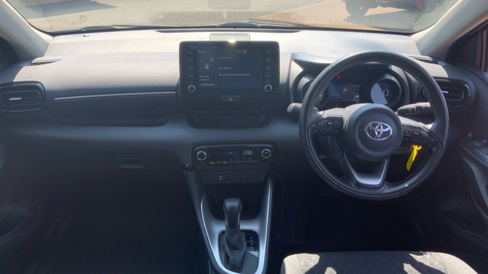 Toyota Yaris 1.5 Vvt-h Design Hatchback Hybrid E-cvt Red #6