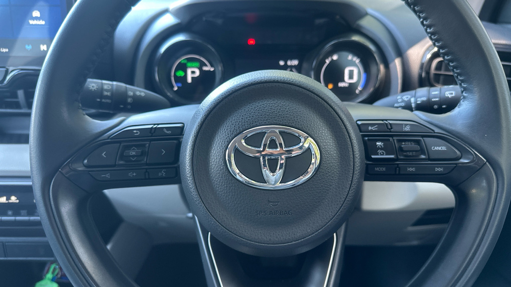 Toyota Yaris 1.5 Hybrid Gr Sport Cvt City Pack Black #10
