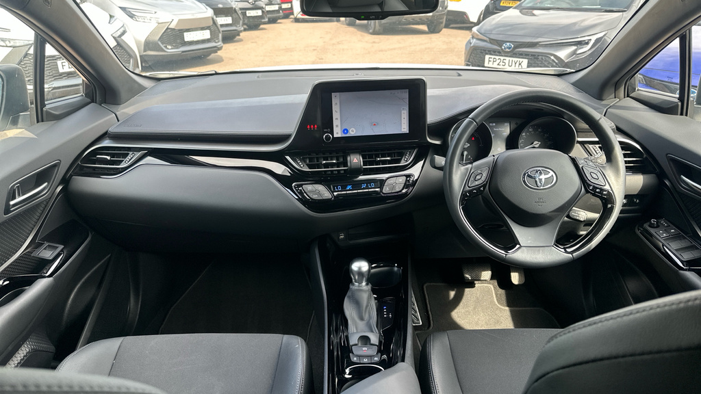 Toyota C-Hr 2.0 Vvt-h Gpf Design Suv Hybrid Cvt Eur White #6