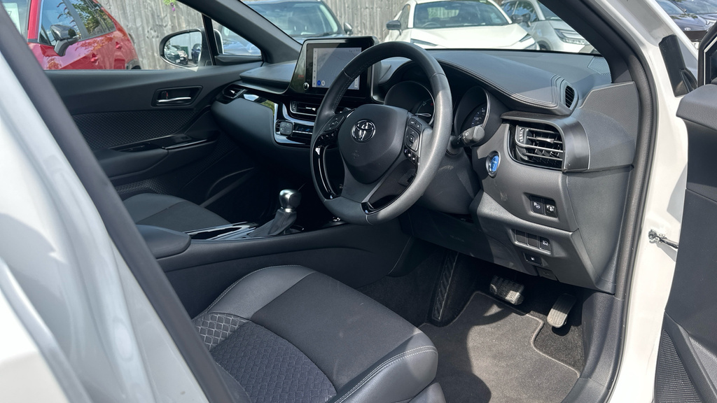 Toyota C-Hr 1.8 Hybrid Gr Sport Cvt White #12