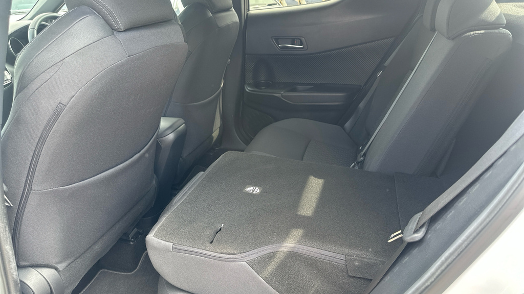 Toyota C-Hr 1.8 Hybrid Gr Sport Cvt White #18