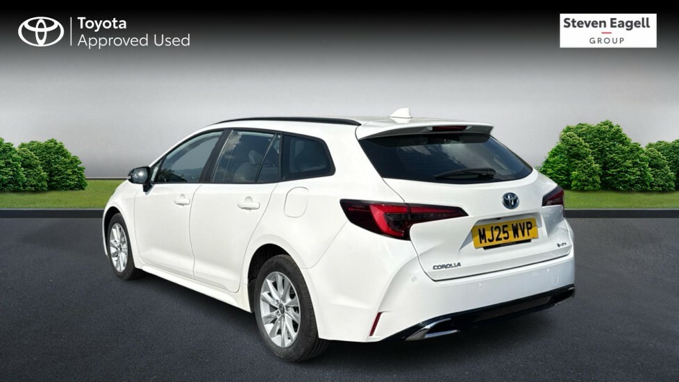Toyota Corolla 1.8 Vvt-h Icon Touring Sports Cvt Euro 6 Ss White #4