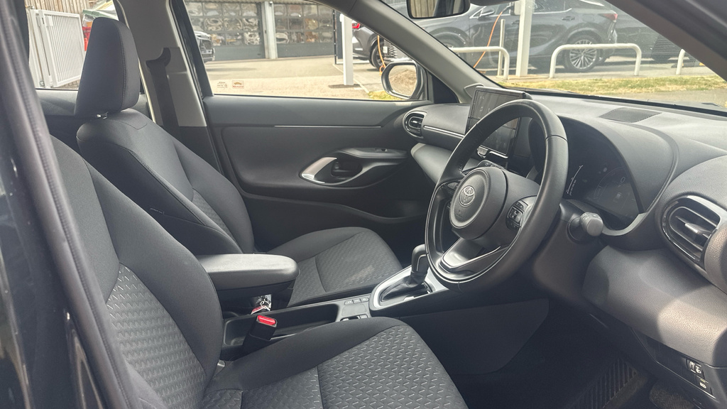 Toyota Yaris Cross 1.5 Vvt-h Icon Suv Hybrid E-cvt Euro 6 White #12