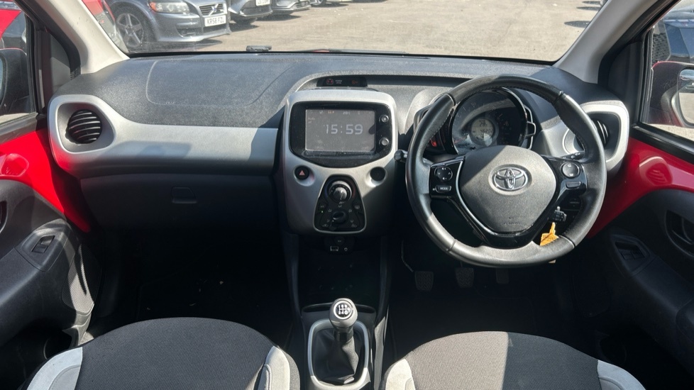 Toyota Aygo 1.0 Vvt-i X-play Euro 5 Euro 5 Red #6