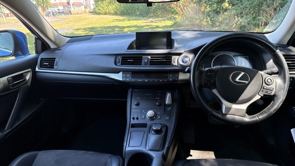 Lexus CT Luxury Silver #7
