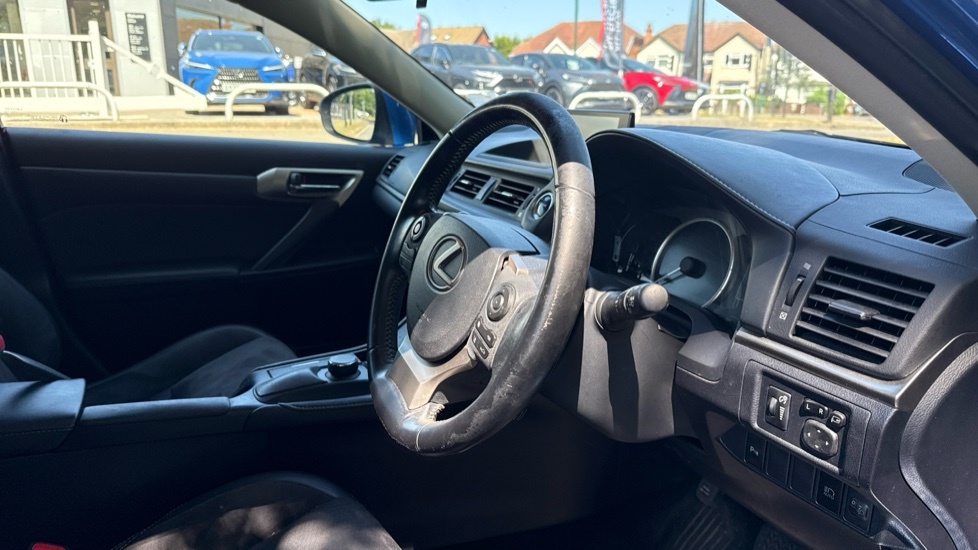Lexus CT Luxury Silver #13