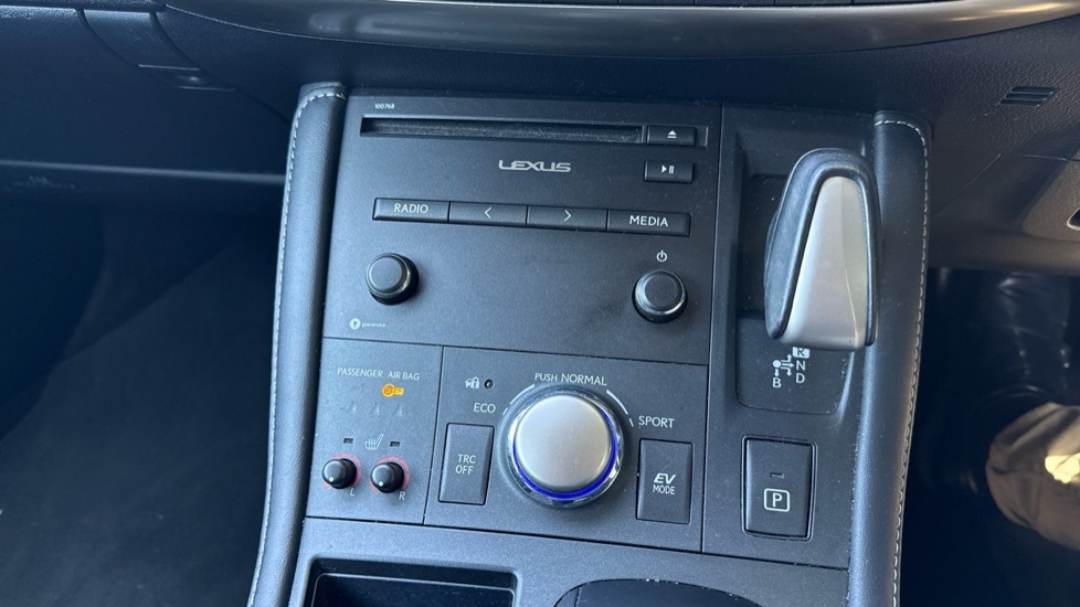 Lexus CT Luxury Silver #35