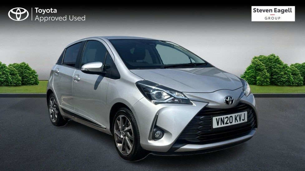 Toyota Yaris 1.5 Vvt-i Y20 Bi-tone Euro 6 Silver
