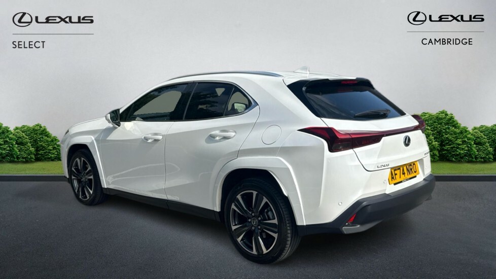 Lexus UX 2.0 300H Takumi Suv Hybrid E-cvt Euro 6 AF74NRO White #2