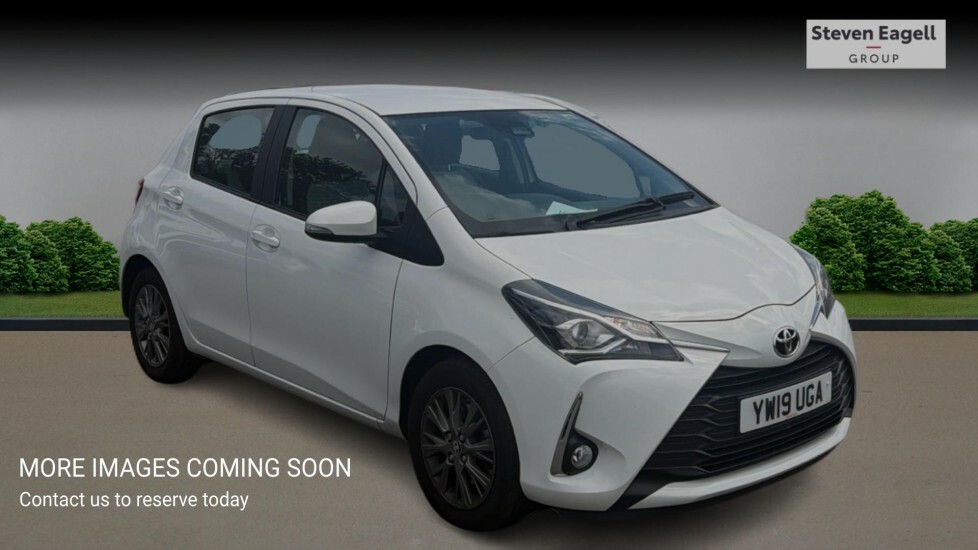 Toyota Yaris 1.5 Vvt-i Icon Cvt Euro 6 White