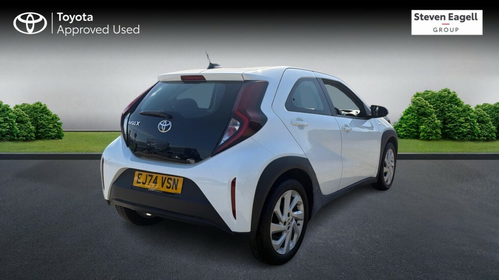 Toyota Aygo X 1.0 Vvt-i Pure Euro 6 Ss EJ74VSN White #2