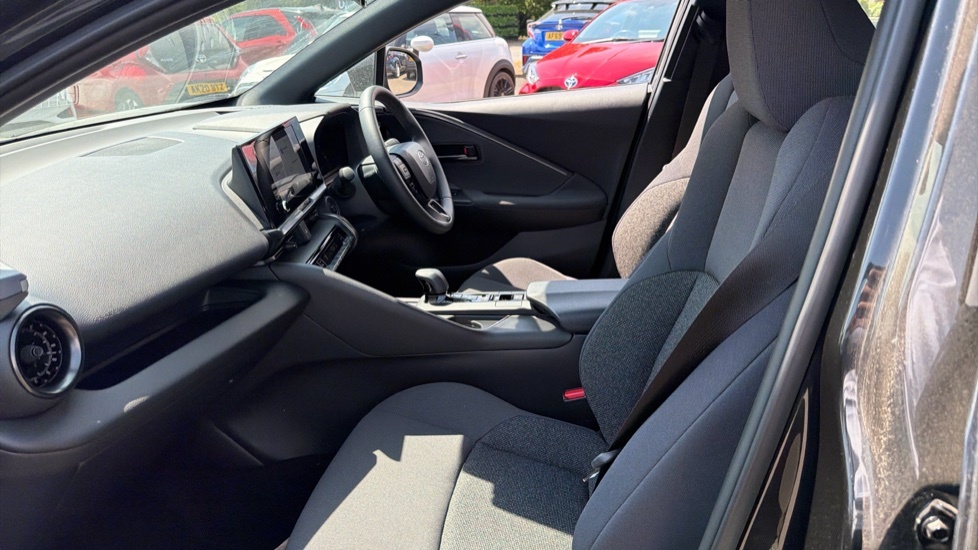 Toyota C-Hr 1.8 Vvt-h Icon Suv Hybrid Cvt Euro 6 S Black #5
