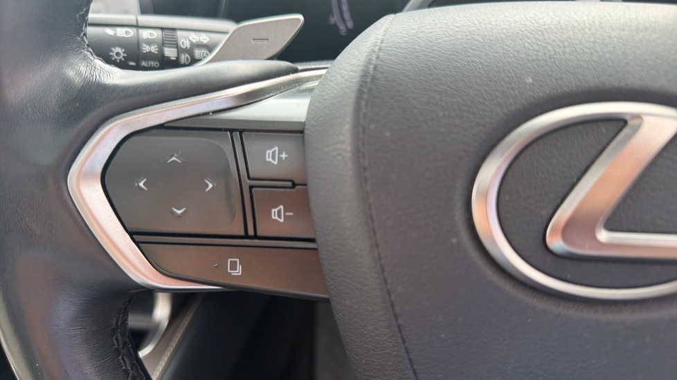 Lexus RX 450H Premium Plus Pack White #36