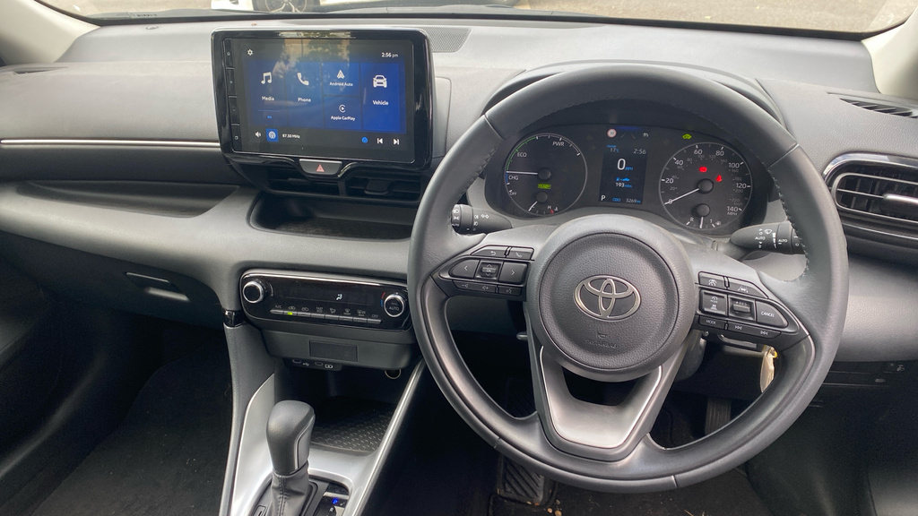 Toyota Yaris 1.5 Vvt-h Icon E-cvt Euro 6 Ss White #6