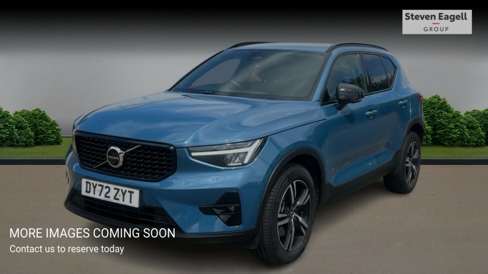 Volvo XC40 Plus Blue #3