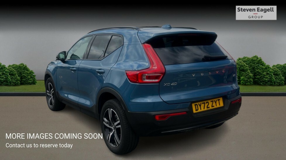 Volvo XC40 Plus Blue #2