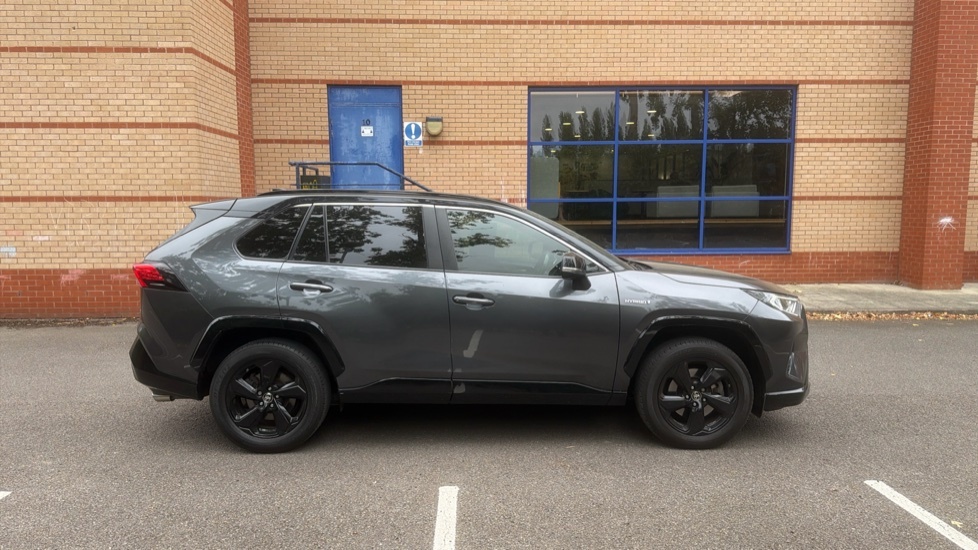 Toyota Rav 4 Dynamic White #23