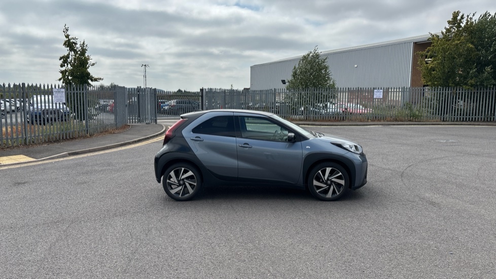 Toyota Aygo X 1.0 Vvt-i Exclusive Beige #23